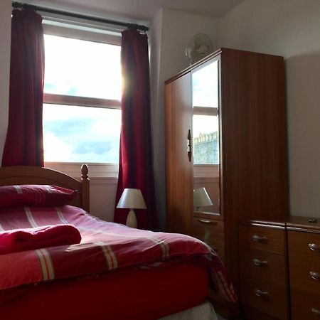 Antrim Guest House Абърдийн Екстериор снимка